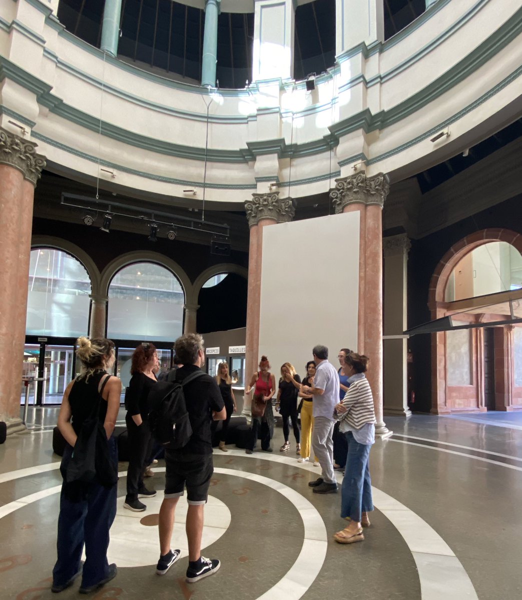 icec_cat's tweet photo. A la tarda, #Pro365 va seguir amb una visita al @mercatflors i l’assistència a l’assaig de Cèl·lula #5: La Quijá 

✔️Pro365 vol incentivar la contractació d’espectacles de dansa, promoure’n una major difusió a Catalunya i afavorir la creació de públics.

👉🏻https://t.co/H7KMiK3FSy https://t.co/ckjC7EjWcT