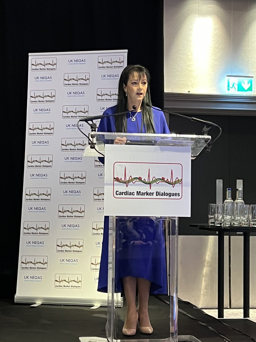 UKNEQASCardiac's tweet photo. Chief Scientific Officer for Scotland @catherinemross starting Cardiac Marker Dialogues 2024 day 2 chairing our session on natriuretic peptides
#cardiacmarkerdialogues https://t.co/6emEA9TH7w