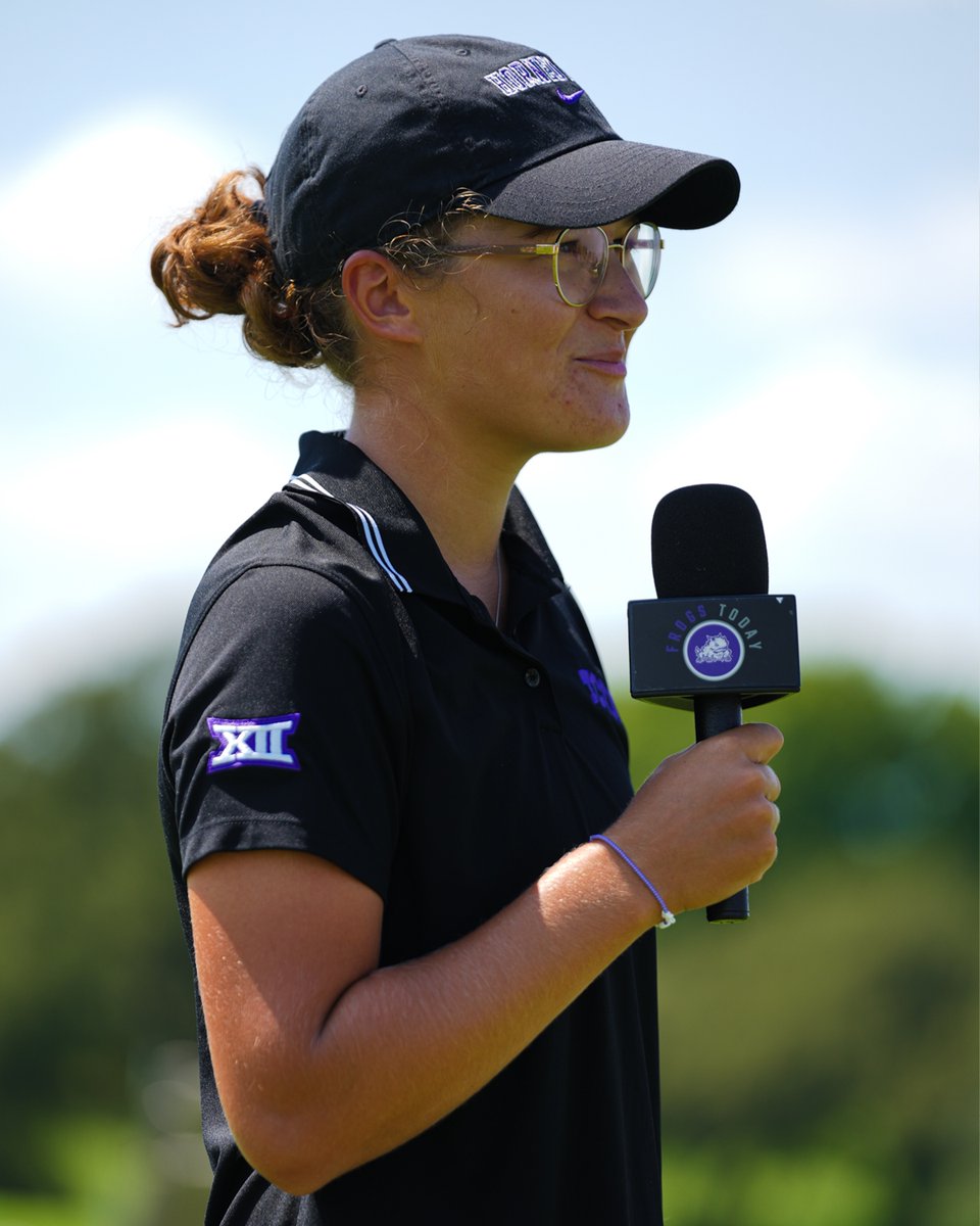 Always appreciate the press time 🎤

Meagan and Sofia had the opportunity to host <a href="/frogstoday/">Frogs Today</a> following consecutive team top-five finishes 

📺| gofrogs.co/3TGVR5R

#GoFrogs