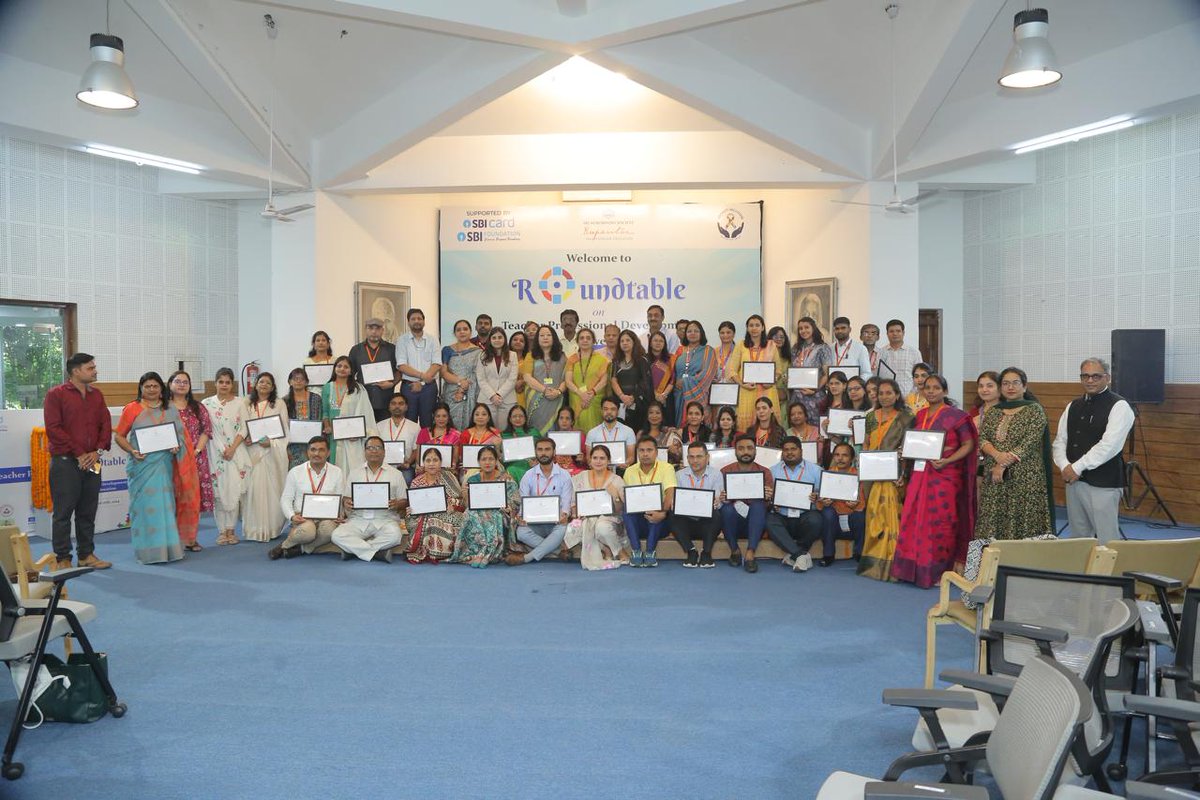 KVS_HQ's tweet image. At the #Rupantar programme Roundtable today, 39 exceptional KV teachers were honored by the #SriAurobindoSociety for their remarkable contributions to #InclusiveEducation. Commissioner #KVS Smt. Nidhi Pandey and #NCTE Member Secretary Ms. Kesang Y Sherpa also graced the occasion.