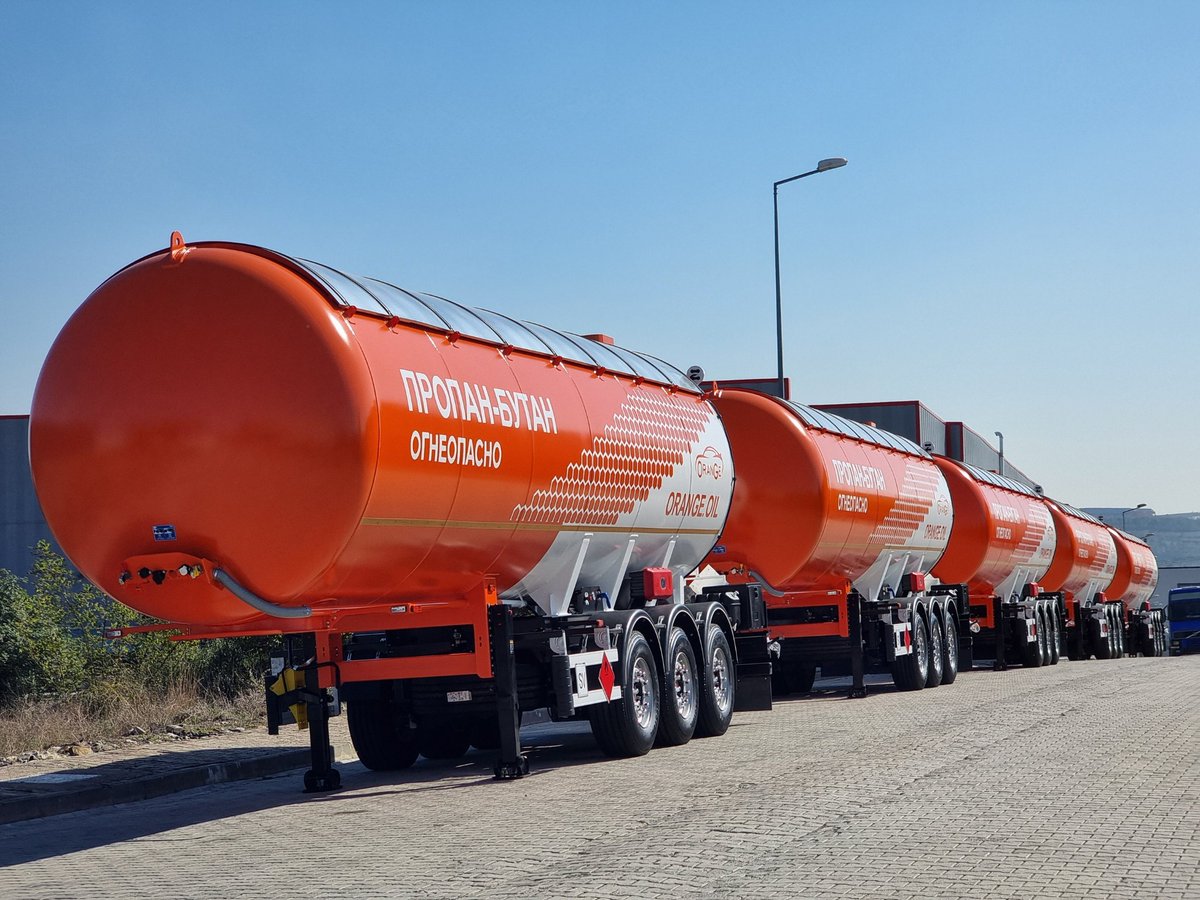 TankerHarsan's tweet photo. 45 m3 Capacity Semi Trailer LPG Transport Tank

Please contact us for all kinds of LPG, Fuel and Cryogenic Tank production and projects;

📧sales@harsantanker.com

📲+90 541 660 24 41 (ukr-ru)
📲+90 549 511 24 41 (eng)
📲+90 541 248 24 41 (fr-eng)
📲+90 542 120 41 00 (ar -fr) https://t.co/qFumtFPqb1
