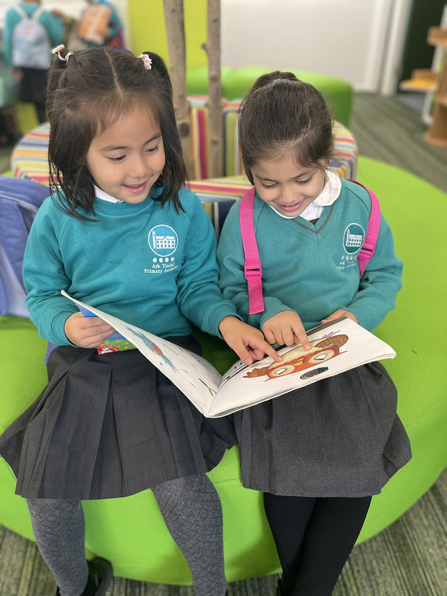 AHussaintindal's tweet photo. Reception Kindness loved their first visit to the library📚 #TeamTindal #EYFS #readingforpleasure https://t.co/hEtt1LQiCX