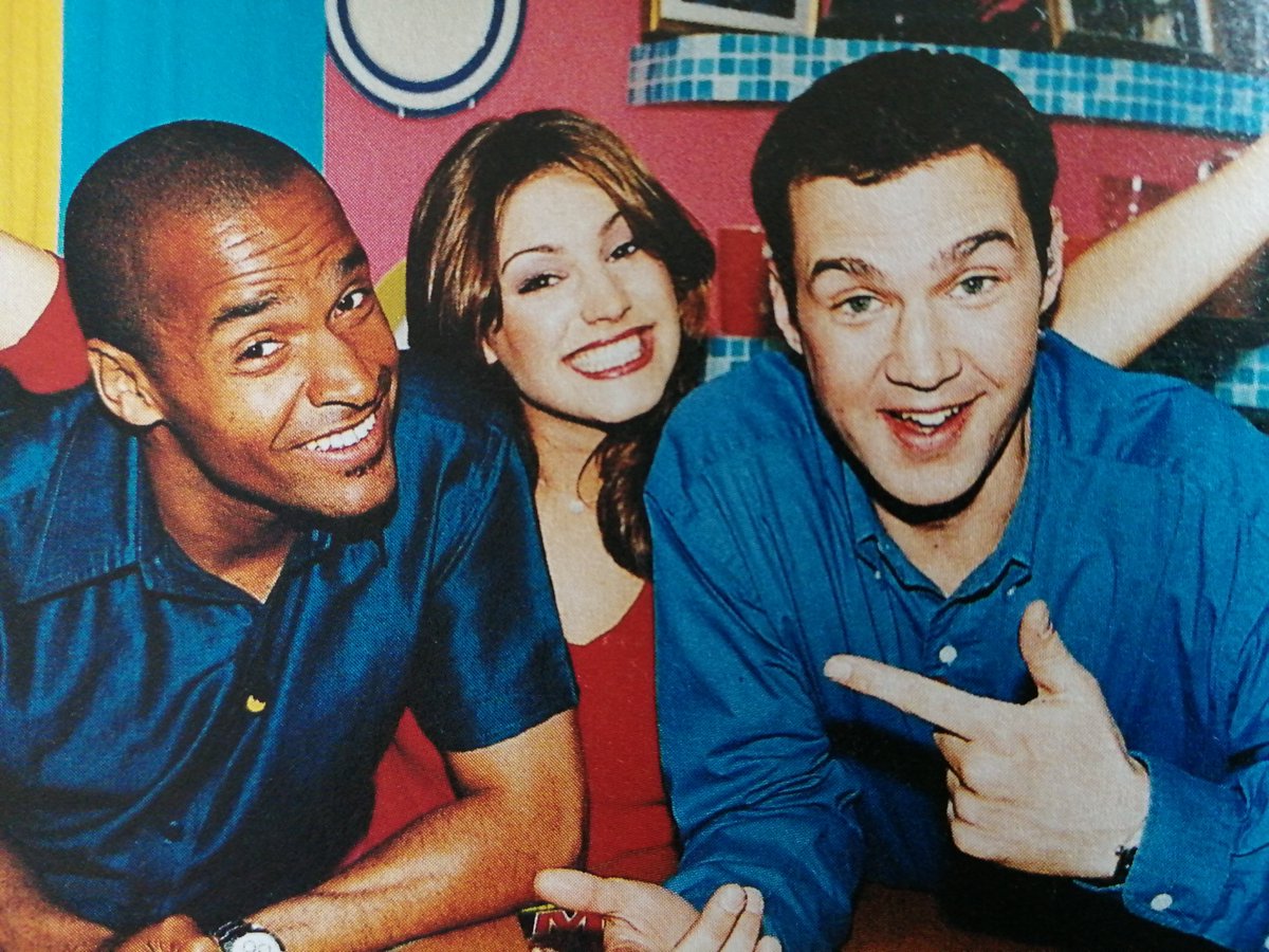 PremiershipYrs's tweet image. *That's Sooo 90s*

Remember when Mark Bright co-presented The Big Breakfast?

@Mark__Bright @Johnnyvaughan #TheBigBreakfast #Channel4 #90s