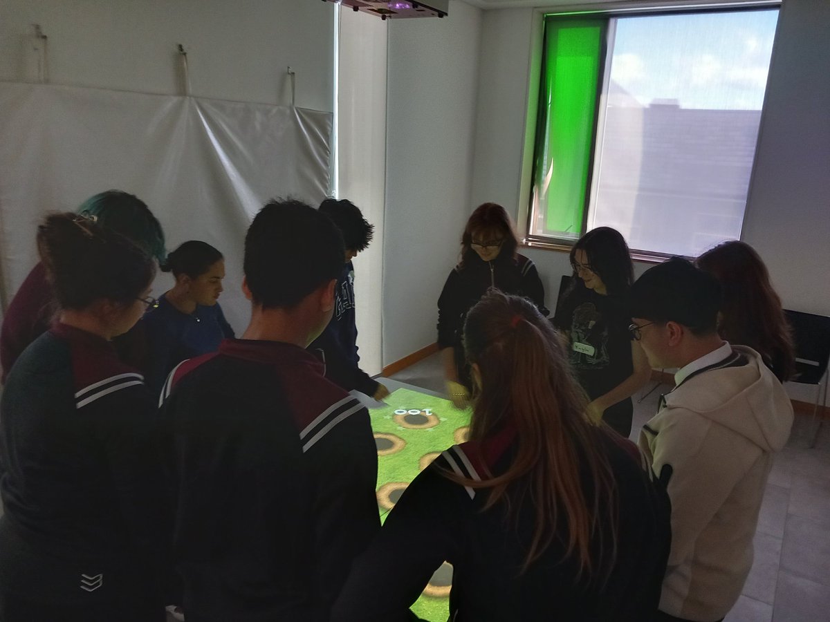 enniscorthyvlib's tweet image. Thanks so much to our @FightingWordsIE facilitators Helen, Tadg &amp;amp; Áine &amp;amp; to beautiful Arklow Library for having us. We got to borrow some books &amp;amp; try our their cool #magictable too. 😃

@jcsplibraries @Oide_PPLiteracy @WicklowLibs @Oide_JCSP @Oide_Creativity @Oide_PPDEIS @SLG_LAI