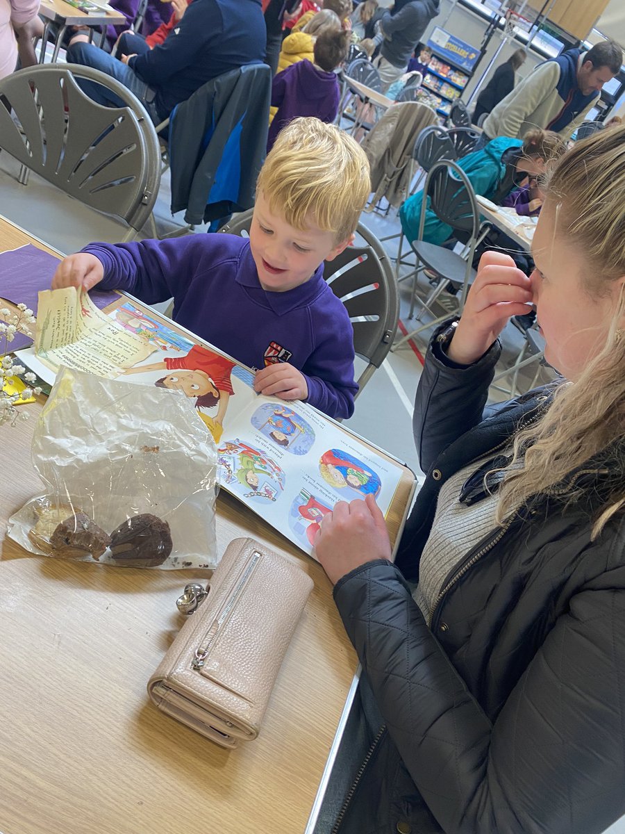 KinrossPrimaryS's tweet photo. What an amazing sense of community today for our #MacmillanCoffeeMorning. Thanks to everyone for donations, buying and volunteering. We hope the sugar filled children sleep well tonight. 😬💜#teamwork #wellbeing https://t.co/GVPFaJRw9v