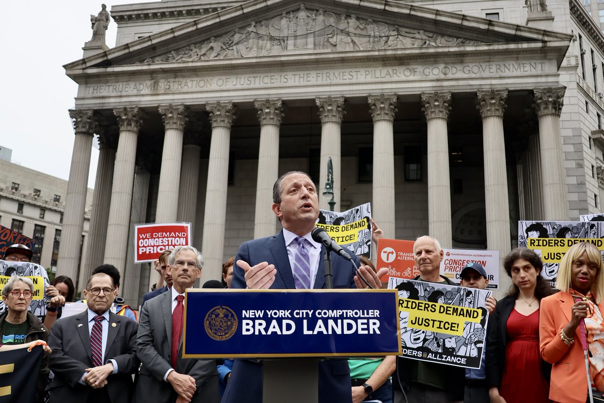 Office of New York City Comptroller Brad Lander (@nyccomptroller) on Twitter photo Court today!
Before a judge hears the first arguments for Riders Alliance v. Hochul and City Club of New York v. Hochul, we rallied with plaintiffs and advocates outside the federal courthouse.
Congestion pricing is the law. <a href="/GovKathyHochul/">Governor Kathy Hochul</a> does not have the unilateral Court today!
Before a judge hears the first arguments for Riders Alliance v. Hochul and City Club of New York v. Hochul, we rallied with plaintiffs and advocates outside the federal courthouse.
Congestion pricing is the law. <a href="/GovKathyHochul/">Governor Kathy Hochul</a> does not have the unilateral