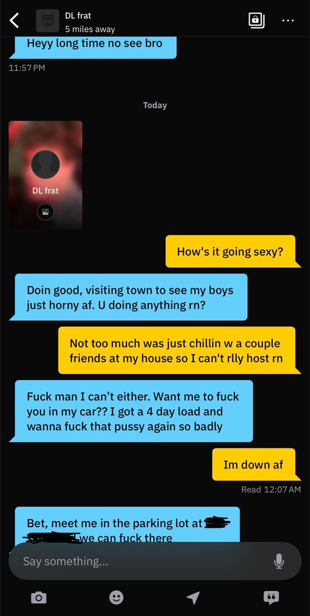 flmusclebottom's tweet photo. This frat boy I used to fuck was back in town and he wreaked me in the back of his car. Look how big his dick is🤤 https://t.co/wKqu6mZzgw