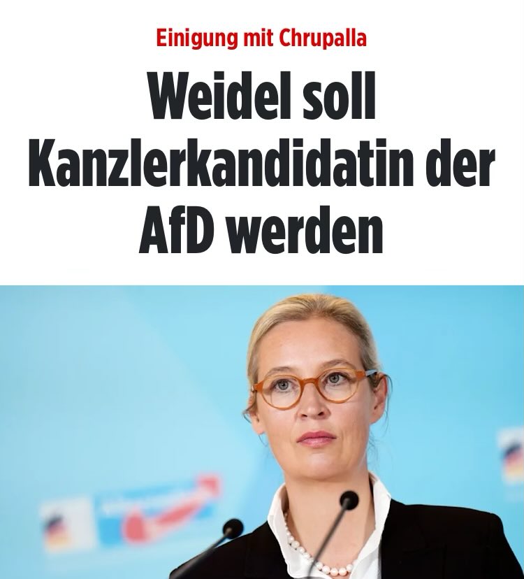 queru_lant's tweet photo. Wer ist für #Weidel4Kanzlerin? https://t.co/xp8y2Eo89d