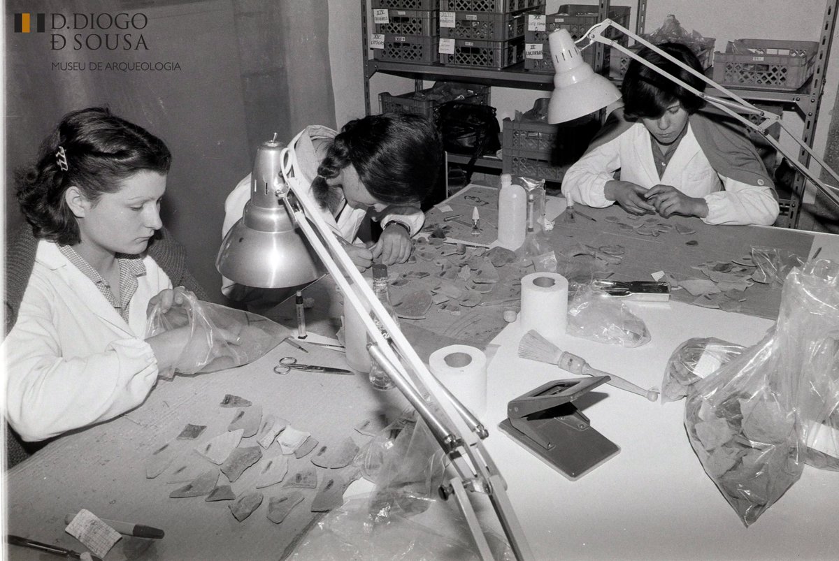 MuseuDDiogo's tweet photo. [O Museu celebra]

Foi há 44 anos, no dia 27 de setembro de 1980, que o seu Museu de Arqueologia D. Diogo de Sousa foi revitalizado através do Decreto-Lei 409/80, de 27 de setembro, depois de ter sido aprovado o seu diploma orgânico em Conselho de Ministros.

#MADDS #MMP https://t.co/mYg3Fkb4AF