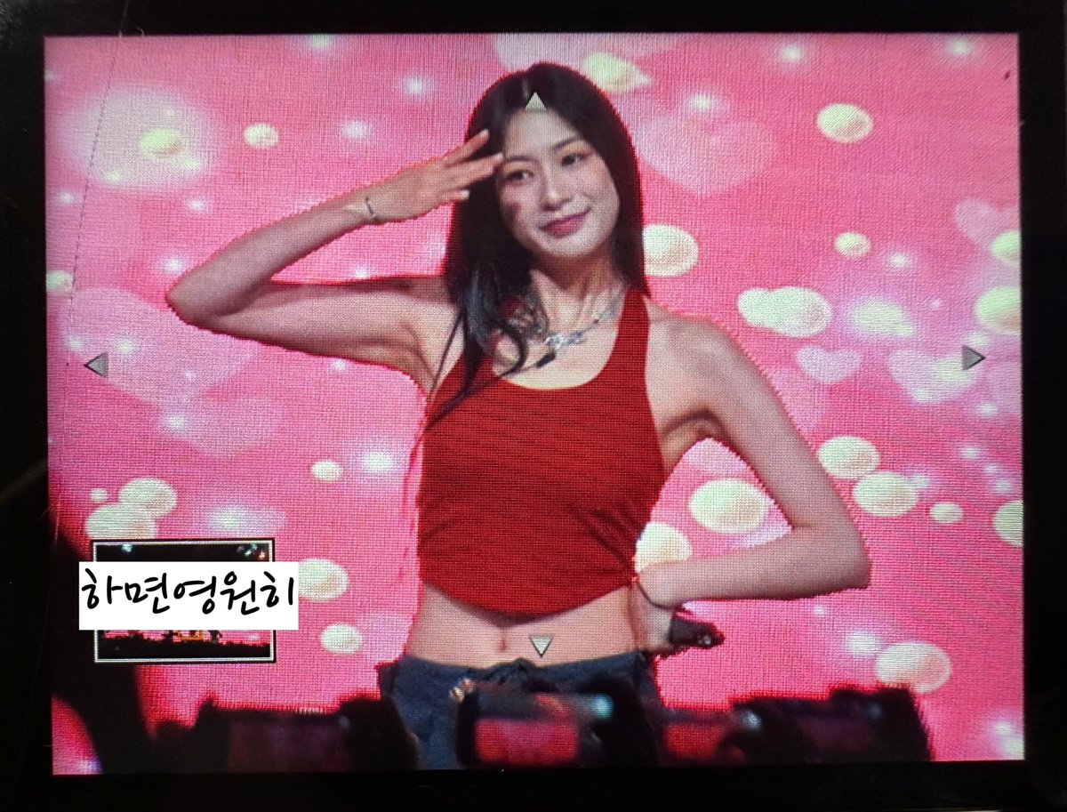 24.09.27 프리뷰

#에이핑크 #APINK
#오하영 #하영 #HAYOUNG

<a href="/Apinkohy/">오하영</a>