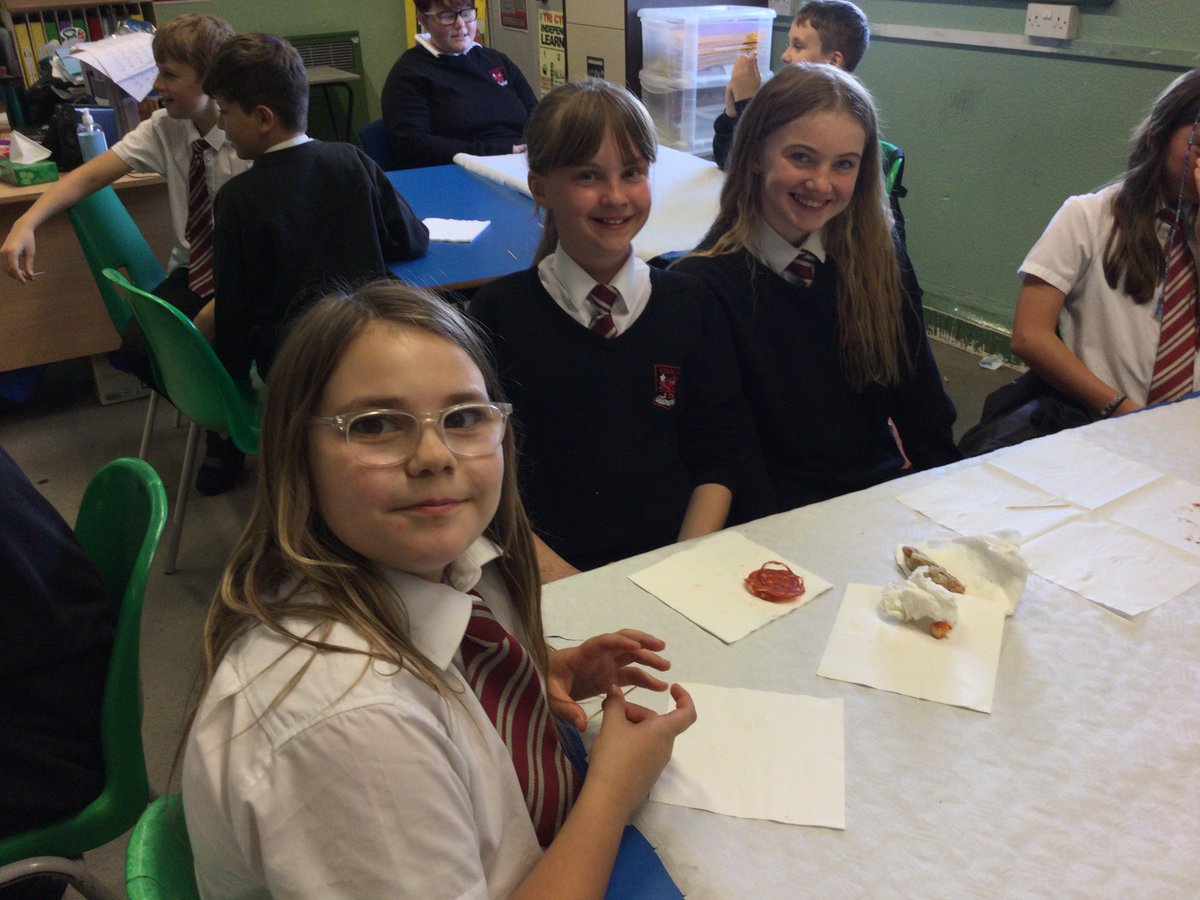 CoedcaeMFL's tweet photo. We celebrated the European Day of Languages this week with a food tasting challenge yesterday. Olives, brie, manchego, chorizo, brioches and pains au chocolat, we tried them all! @CoedcaeSchool #EuropeanDayOfLanguages https://t.co/MzpOi7dsd8