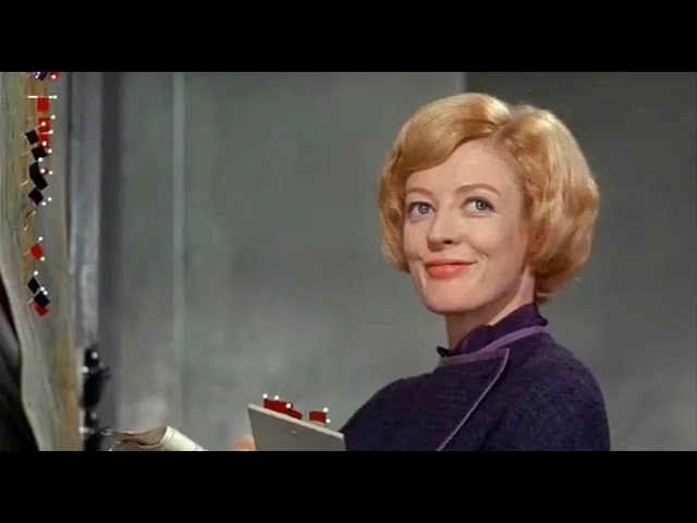 I will never forget working on a scene from The Prime of Miss Jean Brodie for my Higher acting exam and my parents sitting me down to watch the film. I was mesmerised and knew without a doubt that this was what I wanted to do with my life. Pure genius. #RIPMaggieSmith 🕊️❤️