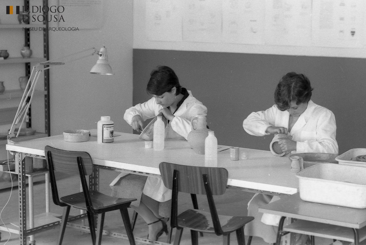 MuseuDDiogo's tweet photo. [O Museu celebra]

Foi há 44 anos, no dia 27 de setembro de 1980, que o seu Museu de Arqueologia D. Diogo de Sousa foi revitalizado através do Decreto-Lei 409/80, de 27 de setembro, depois de ter sido aprovado o seu diploma orgânico em Conselho de Ministros.

#MADDS #MMP https://t.co/mYg3Fkb4AF