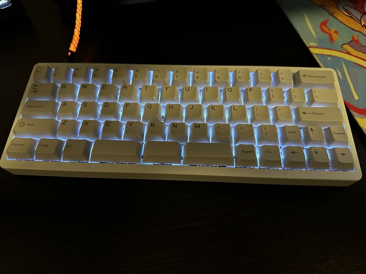 Hm66 カスタム キーボードカスタム hm66のスペースキーを3分割にしていただき、キー