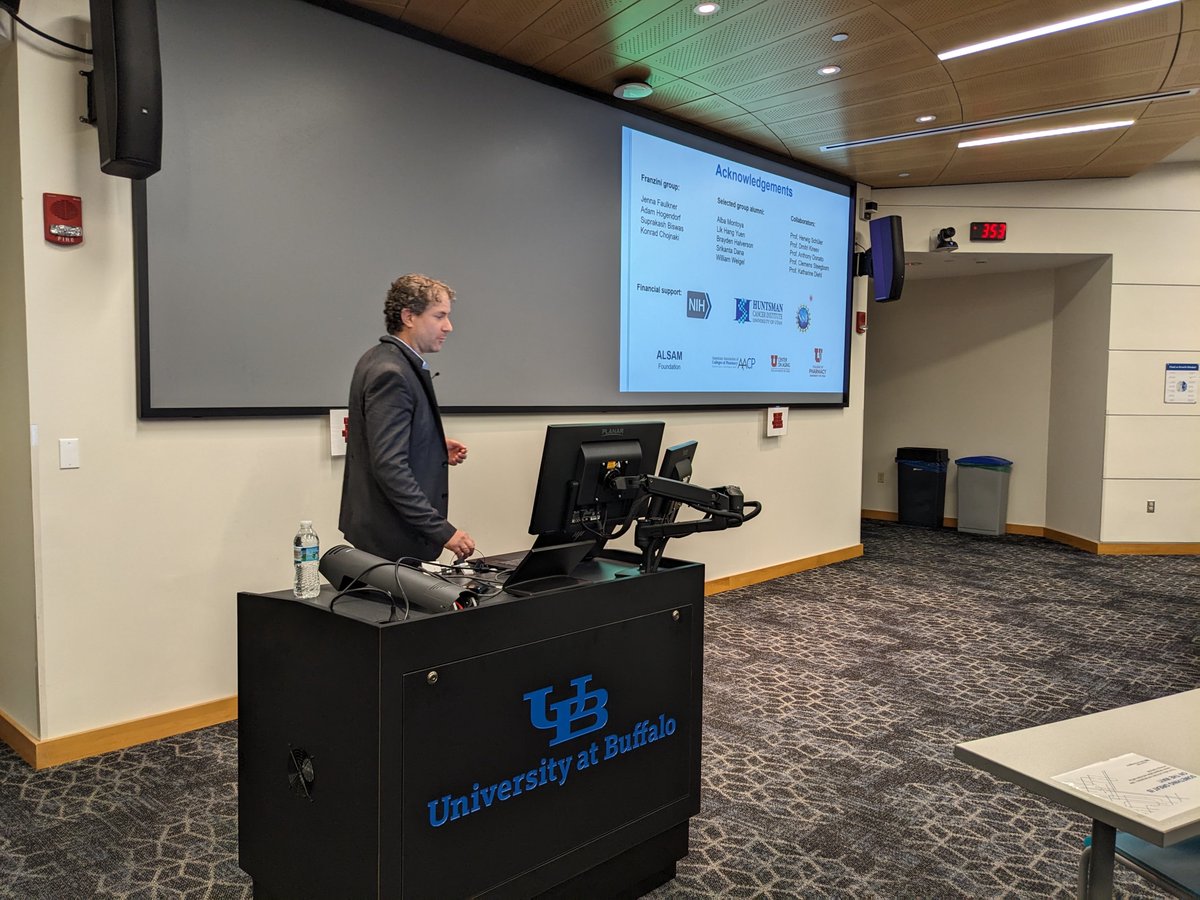 sima_lao's tweet image. We had awesome talk on DNA barcoding for high-throughput drug discovery in our #PharmSci seminar this week. Thank you Dr Raphael Franzini from @uofupharmacy for visiting us @UBuffalo #SPPS!