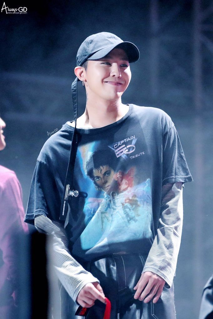 GeeTabio's tweet photo. tee shirt collection’s always been 🔥 tbh https://t.co/qdMj4HpHum