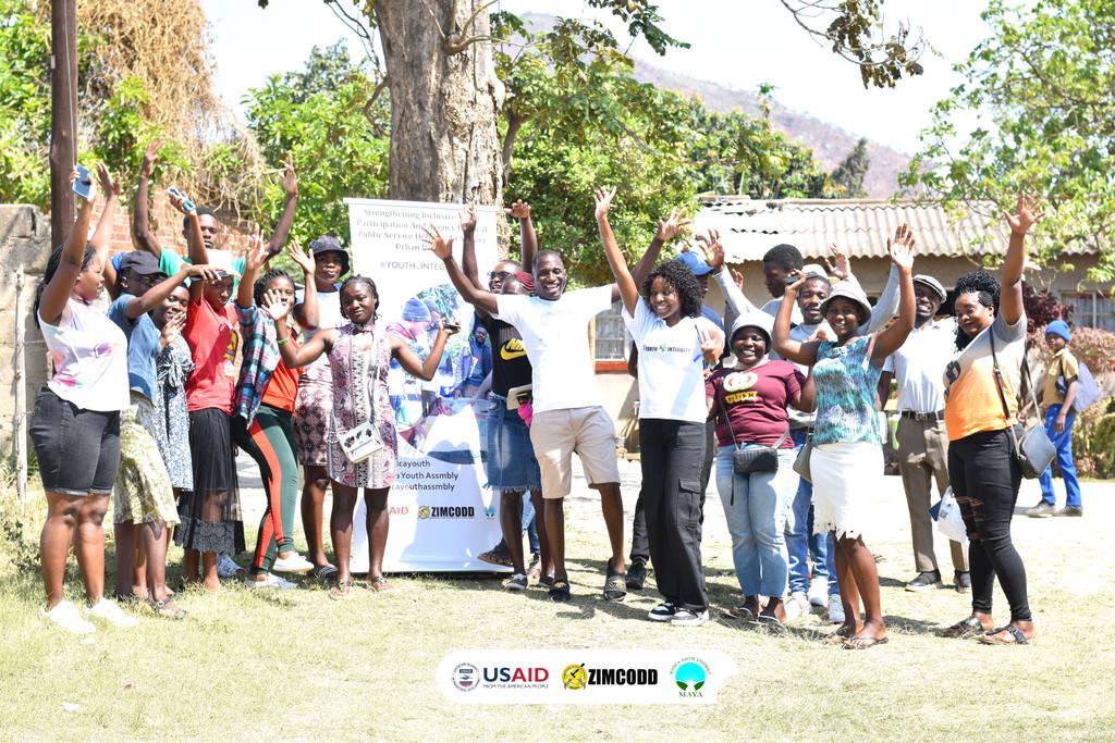 ManicaYouth's tweet photo. This week, we conducted a Mentorship and Leadership Development Training. The primary focus of the training was to promote youth agency by encouraging active youth participation in local governance and public service delivery. 

#youth4Integrity
#siya https://t.co/D0EaGZLkZE