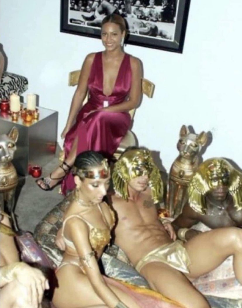 povsaturn's tweet photo. Oh it’s bad for granny. #sheknows #demon #sashademonfierce #siabeysement #freekoff #partition 🤣🫵 https://t.co/UP0Jj4jnLn