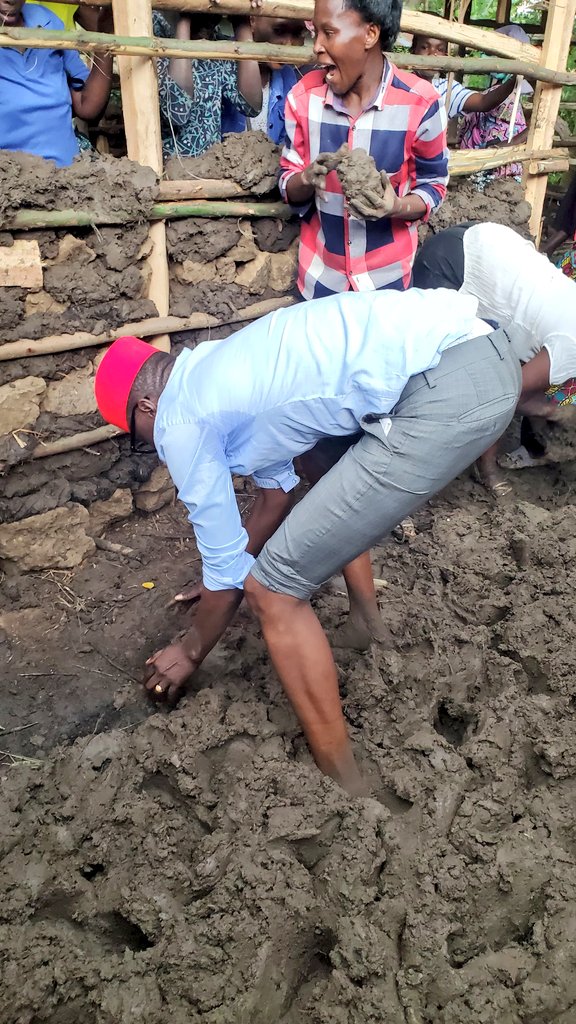 I stopped by Khachonge in Kabuchai to assist a family living in a makeshift house made of polythene sheets. The family had to send their children to a neighbor's house for shelter whenever it rained. We are now constructing a one-bedroom house, which will provide them with a safe