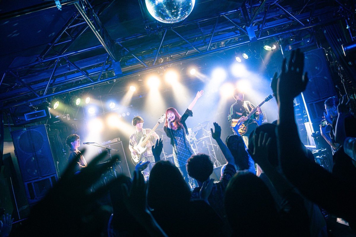 unvividofficial's tweet photo. POP! ROCK! SPICE! vol.4
ありがとうございました🍿✨✨✨

📸① : @daiki0123_photo 
📸②,③ : @TBoeboe 

次のライブも寺田町Fireloop❤️‍🔥
あっっっつい夜です。
チケットご予約DMまて✉️ https://t.co/yKrtWbg55j