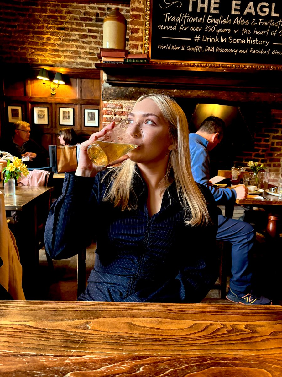 Lisa Gillmore tweet media