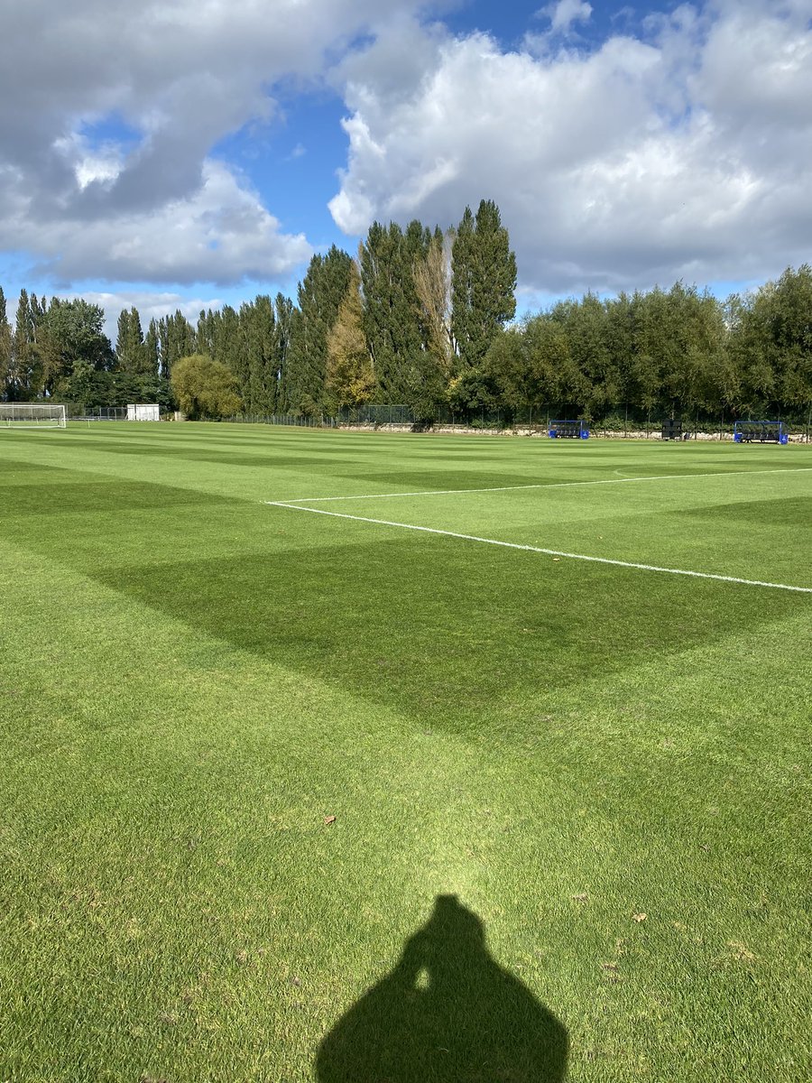 andybutler7's tweet photo. Hard work starting to pay off!! great effort from the team to have the pitch ready after all the rain for @reptonfootball fixture tomorrow ⚽️@ReptonSport https://t.co/KoCnOvuYtE