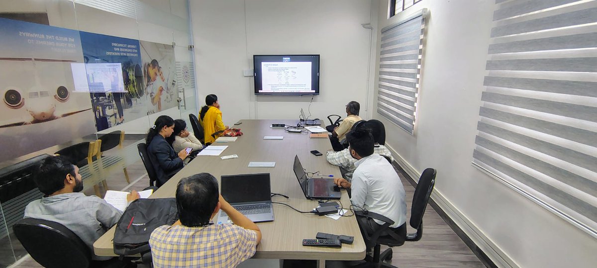 klsgitbelagavi's tweet image. Our students &amp;amp; faculty joined an insightful webinar on #Abaqus by Dassault Systèmes, boosting their skills in simulations &amp;amp; research. Thanks, @Dassault3DS! 🙌 #3DEXPERIENCEPlatform #TechSkills @DSGS_India @pnkathavi @NKathavi