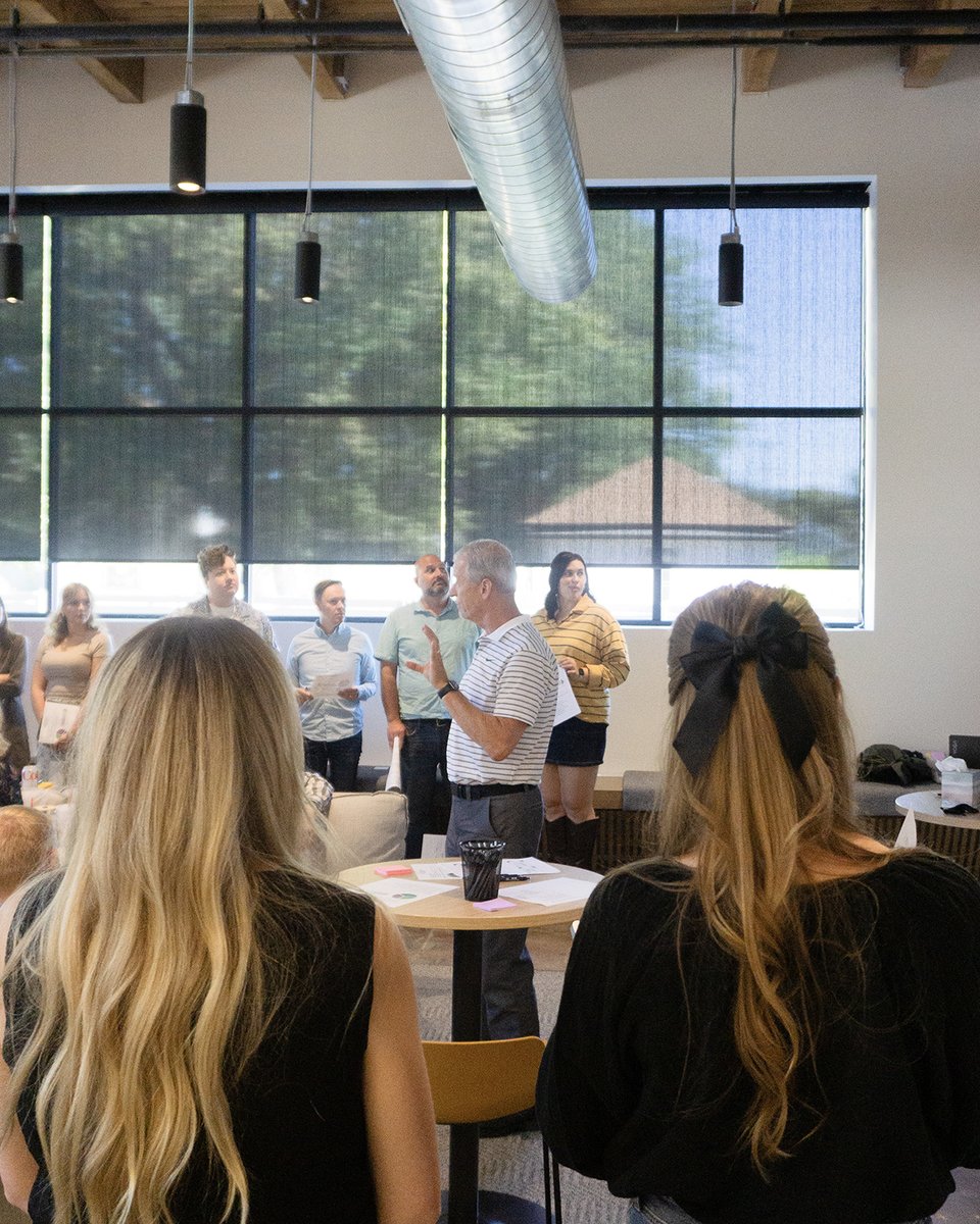 Click Rain tweet media