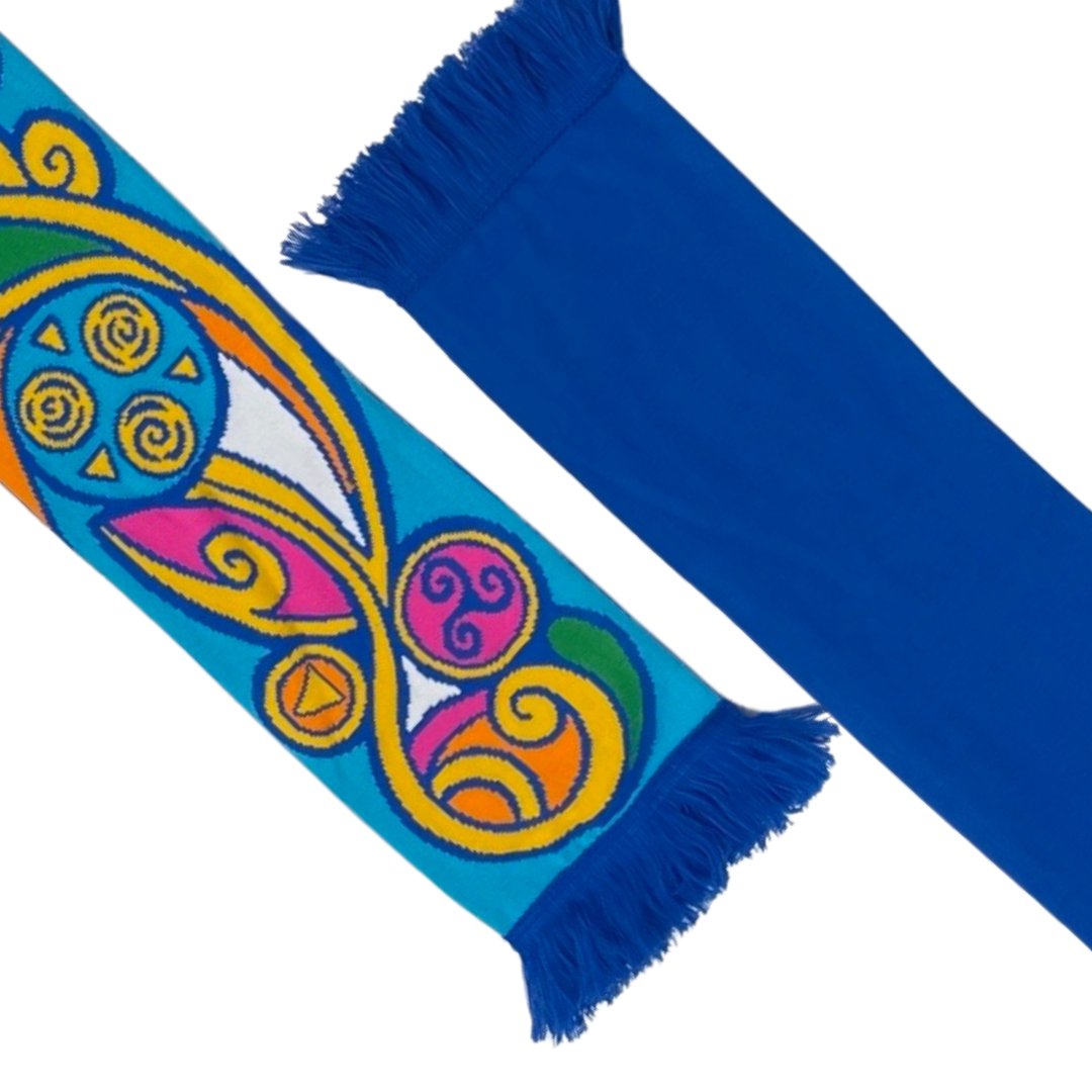 Little reminder that scarves are also still available ar mo siopa!! 

They're arriving today in Cork and I must travel down from Dublin to pack them, so the more orders I can pack in bulk, the easier that will be!