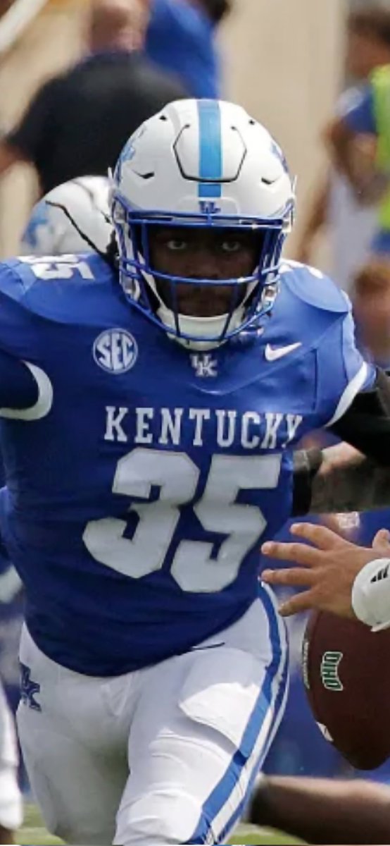 6kSteven's tweet image. The face every QB is going to learn to fear. #SackemSoles #BBN #SLSBoys