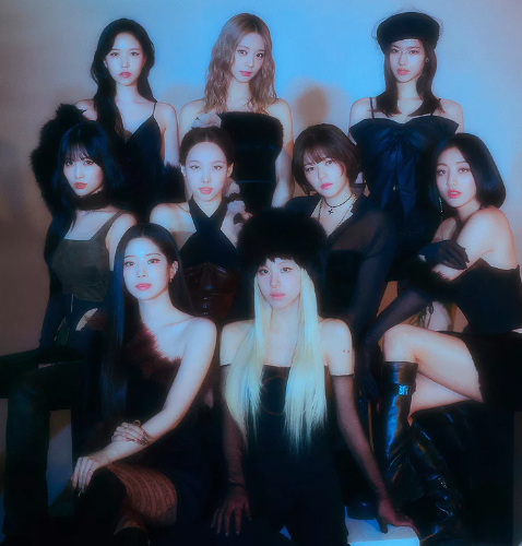AboutMusicYT's tweet photo. 9 years ago today, TWICE made their debut. https://t.co/7QlhzEfOWr