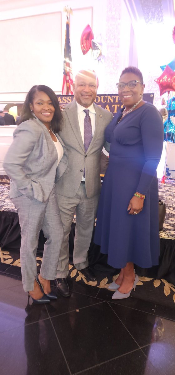 BenjieWimberly's tweet photo. Passaic County Democratic Chairman John Currie Annual Dinner at Macoluso's! #PCDems #YourVoteMatters https://t.co/JD9pVcgRZD