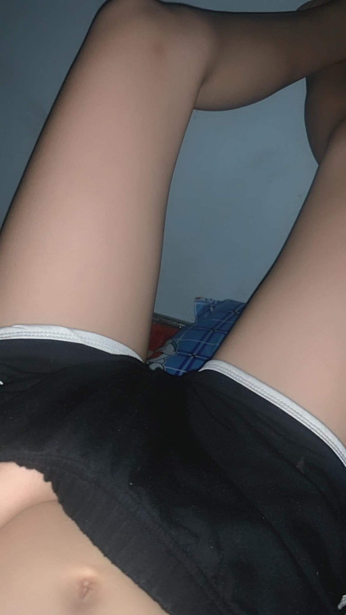 Tuthichbu's tweet photo. Khó ngủ gheeeee 🫣
Tại sao em không khóc mà nước … cứ tuôn ra 🥹🥲 https://t.co/4CFW87Heu8