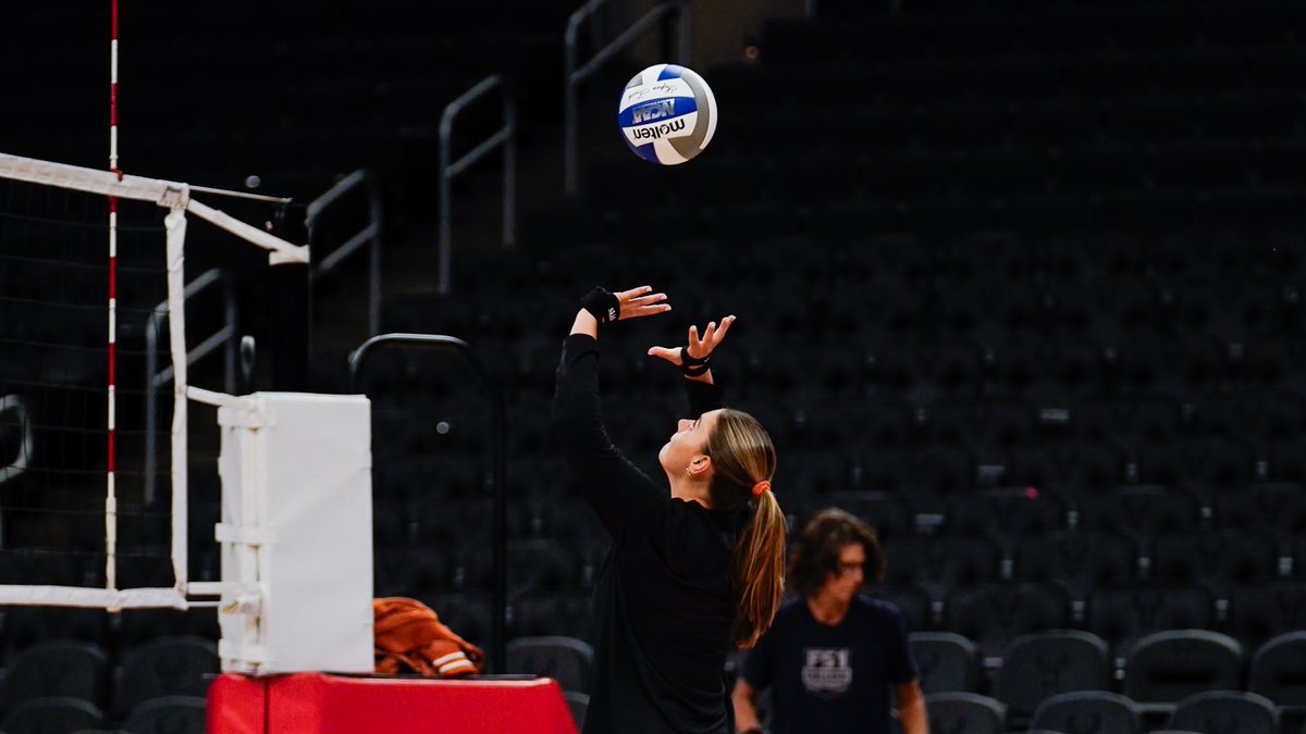 Texas Volleyball (@texasvolleyball) on Twitter photo happy birthday to our girl <a href="/ReeseEmerick/">Reese Emerick</a> π«Άπ€
#HookEm happy birthday to our girl <a href="/ReeseEmerick/">Reese Emerick</a> π«Άπ€
#HookEm