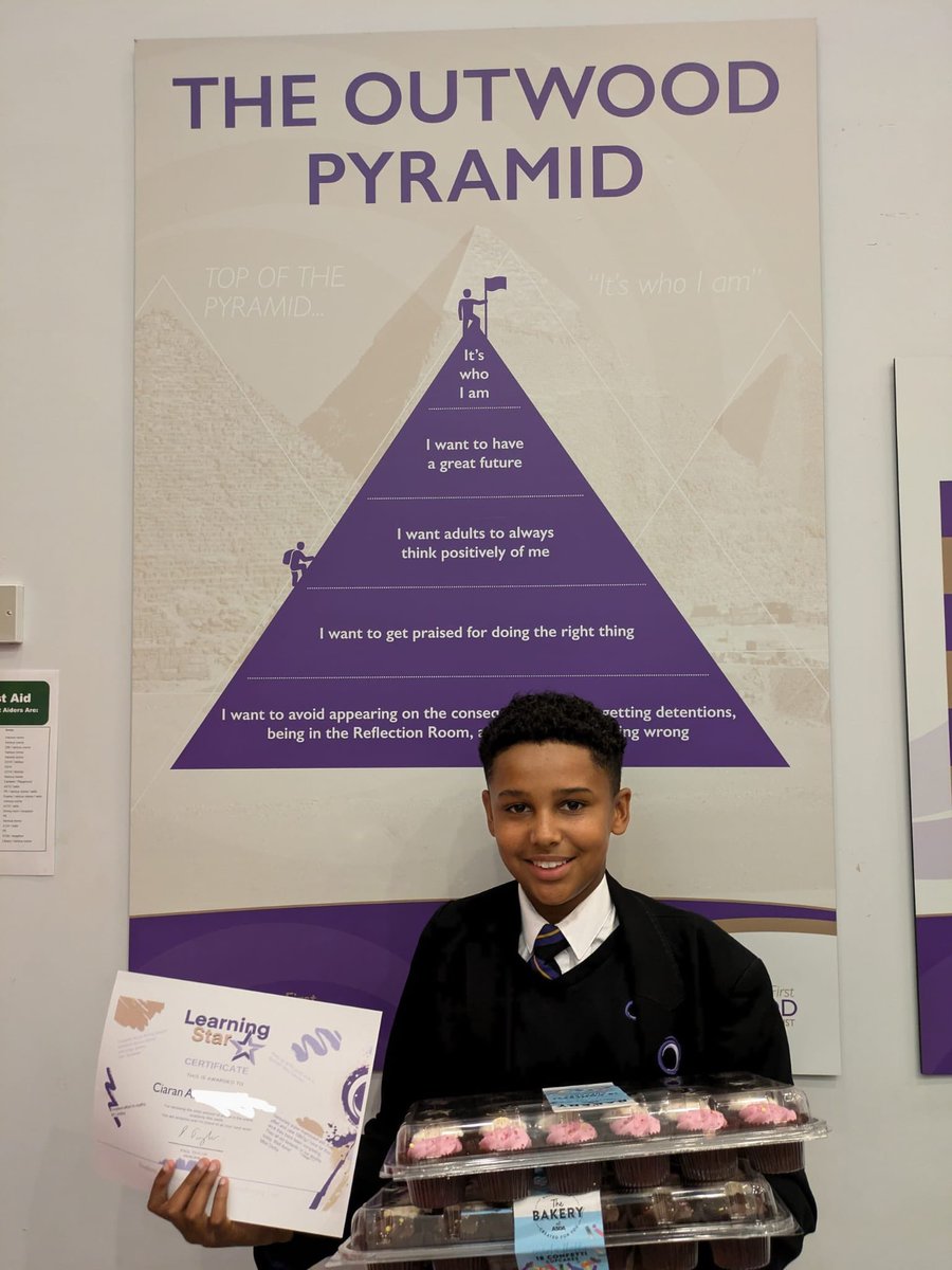 OACarlton's tweet photo. Please join us in congratulating Cairan on being this week's Learning Star! A huge achievement for a wonderful student. Well done! #Praise #TopOfThePyramid https://t.co/4CDJmfu8bI