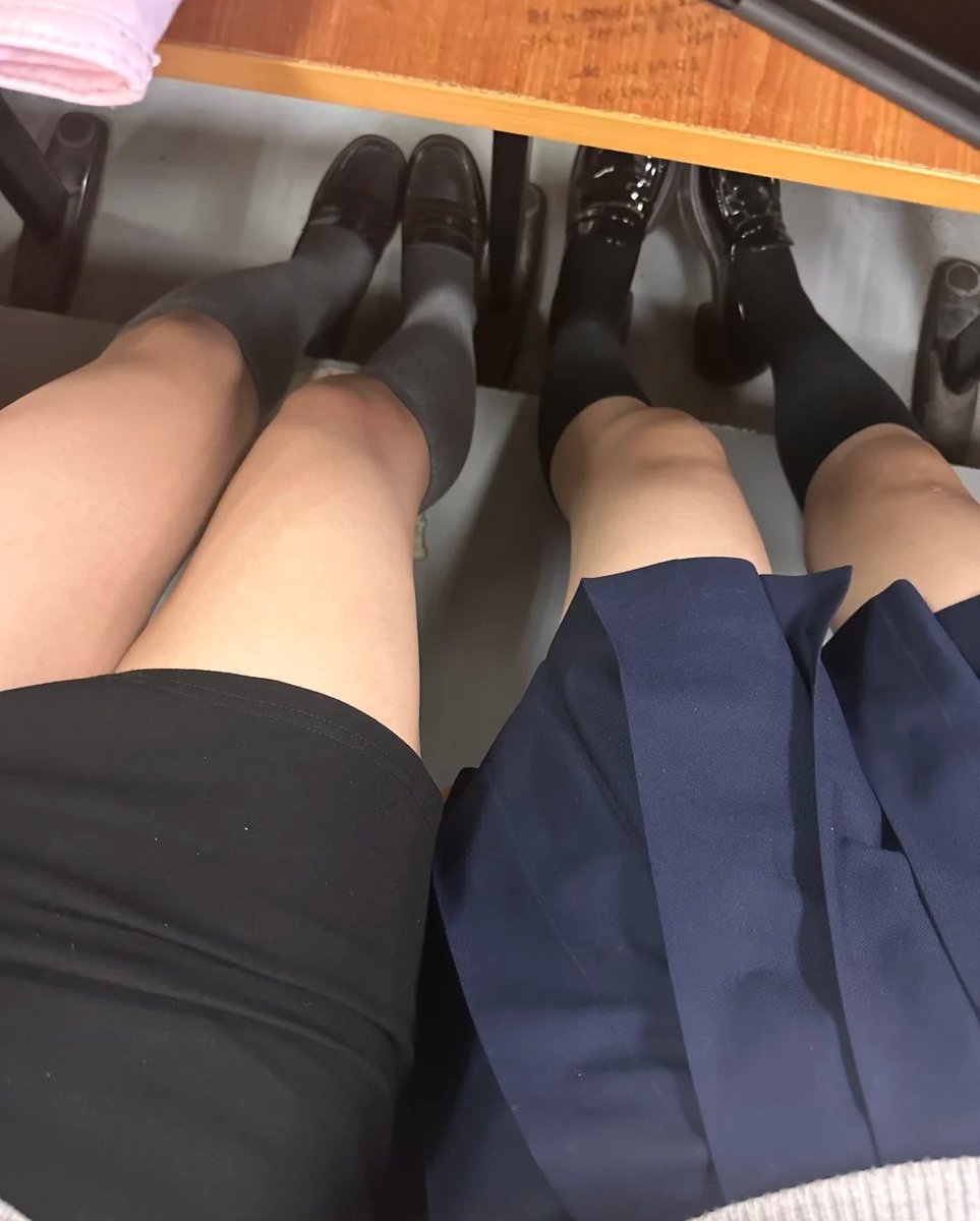 YuLu_sama's tweet photo. 和闺蜜同时这样穿 https://t.co/nOI8ps1uyW