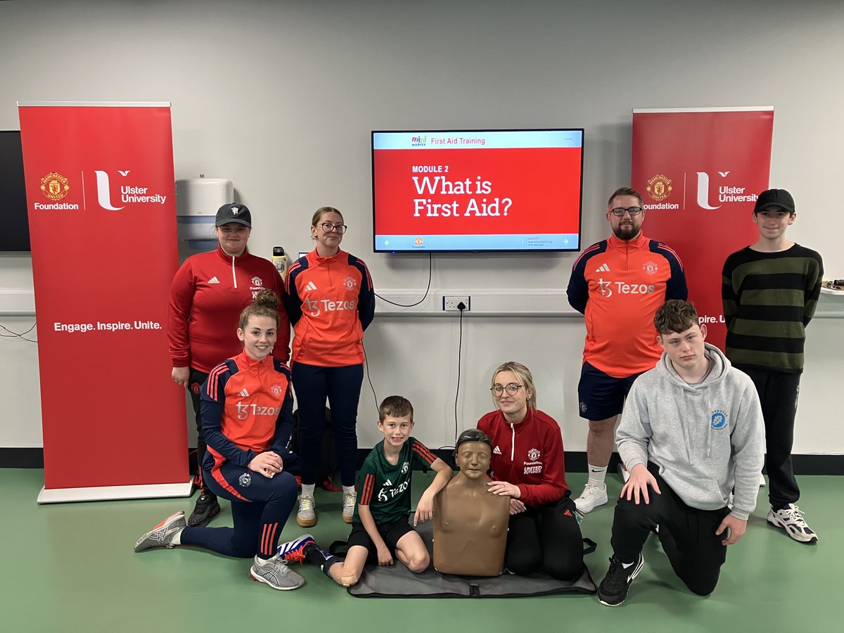Flexible Education (@ulsterflexed) on Twitter photo #UlsterWAP ~ Working in partnership <a href="/UlsterUniSoNP/">Ulster Uni Nursing and Paramedic Science💙</a> & <a href="/MU_Foundation/">Manchester United Foundation</a> delivered ‘Mini Medics’ workshop to <a href="/UlsterUni/">Ulster University</a> community programme participants, giving them the life saving skills & knowledge to help others in their community. #UlsterNurse #UlsterParamedics #ProudofUU #UlsterWAP ~ Working in partnership <a href="/UlsterUniSoNP/">Ulster Uni Nursing and Paramedic Science💙</a> & <a href="/MU_Foundation/">Manchester United Foundation</a> delivered ‘Mini Medics’ workshop to <a href="/UlsterUni/">Ulster University</a> community programme participants, giving them the life saving skills & knowledge to help others in their community. #UlsterNurse #UlsterParamedics #ProudofUU