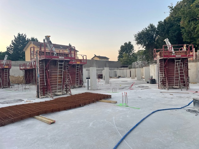 edelisimmo's tweet photo. 🚧 Les travaux de la résidence Les Jardins de L'Haÿ ont démarré !

• Appartements du studio au 4 pièces
• Espaces extérieurs
• À proximité de toutes les commodités
• L’Haÿ, une ville en pleine mutation au fort potentiel d’appréciation immobilière

ℹ️ : https://t.co/71SlSN5SDz https://t.co/O6TajnQFWt