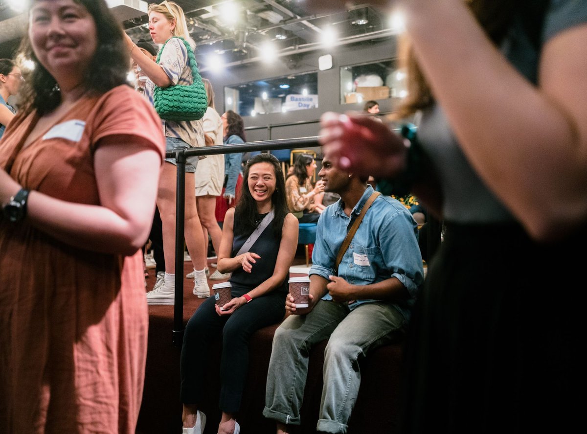 NewYork_CM's tweet image. We loved seeing your beautiful faces at our September event! 
📸 by Nelson Luna #CMNYC #CMreflection