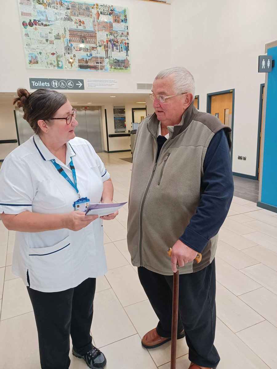mpftnhs's tweet photo. During Falls Prevention Awareness Week, colleagues at Haywood Hospital have been providing advice and guidance to members of the public and staff on how we can all play a role in preventing falls. https://t.co/0TqLD5NHyh