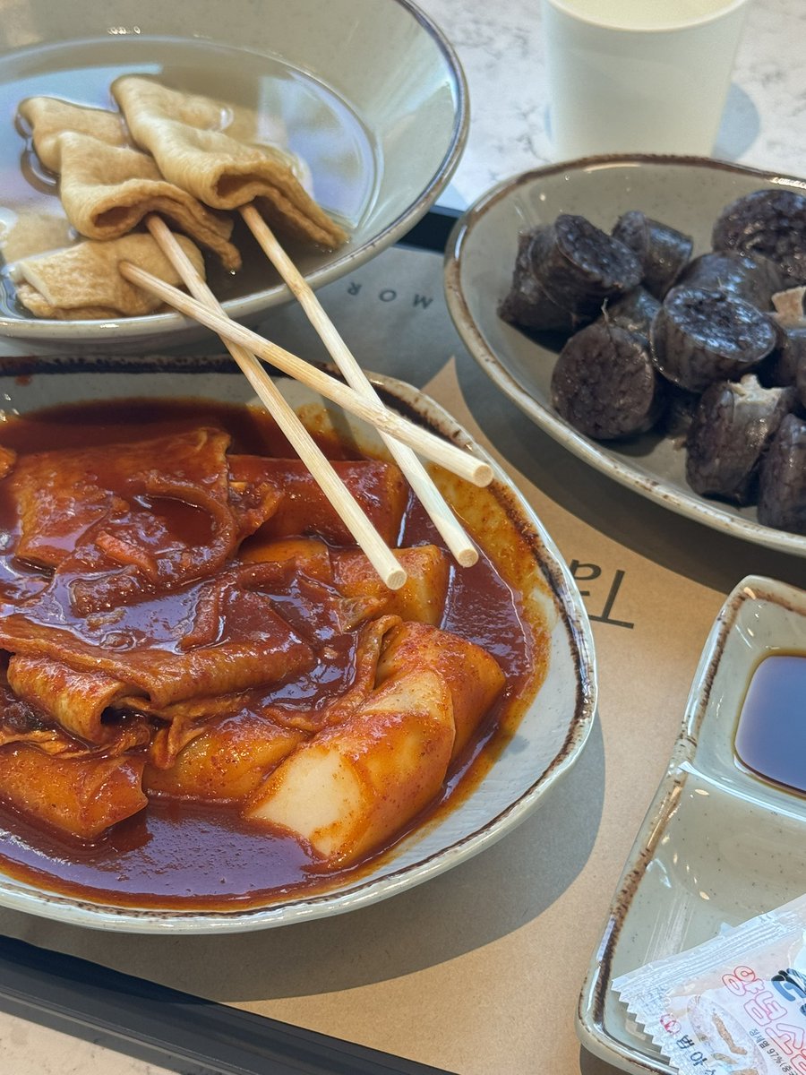 푸드코트에 이가네가 들어온것만으로 너무 좋아ㅠㅠ 10분거리에 이가네를 먹을수있음에 행복