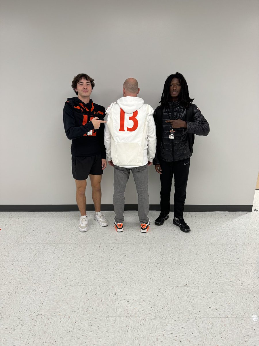 Got to rep both jerseys for teacher’s appreciation day. Both will start on defense tonight for the Tigers! Both are returning state qualifiers in the LJ!