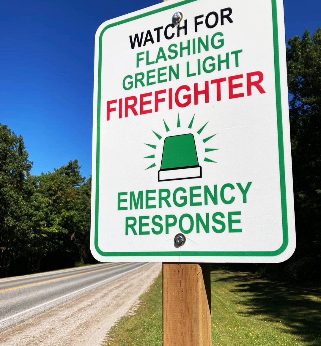 See a flashing green light? That's a <a href="/LambtonShoresFD/">LambtonShoresFire</a> firefighter responding to the fire hall for an emergency.

Keep an eye open for any firefighter responding with a green light. If safe to do so, please pull to the side to allow them to safely get to the fire hall.