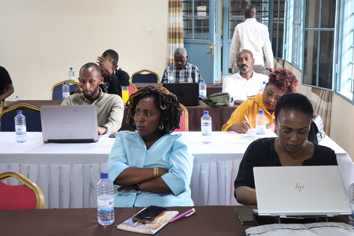Dans le cadre du projet "Justice et mémoire", <a href="/RcnRwanda/">RCN Justice & Démocratie, Rwanda</a> &amp; PAX PRESS ont organisé un atelier avec des journalistes pour échange d’information sur les procès de compétence universelle/ focus procès du Dr Eugène Rwamucyo, prévu du 1er au 31/10/2024 dans la Cour d'Assises de #Paris.