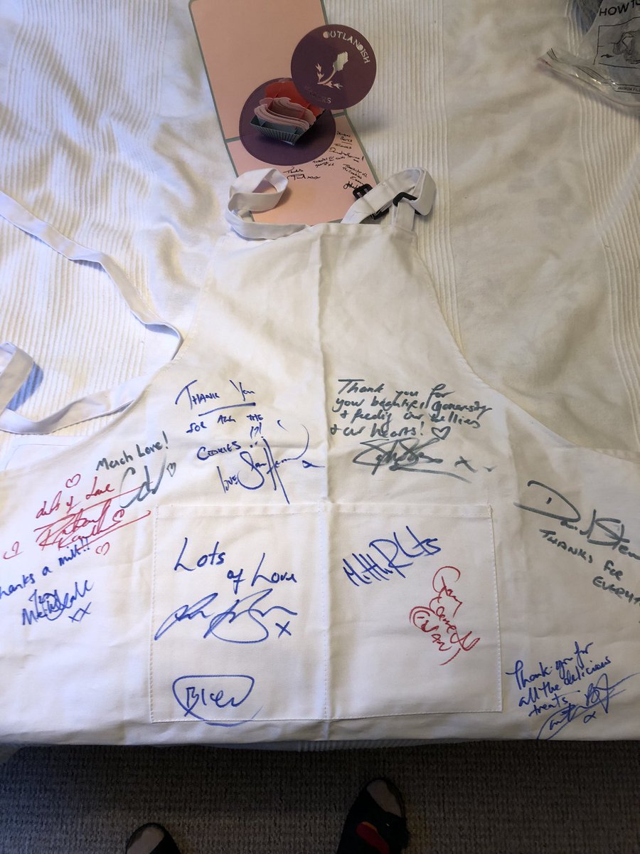 Outlandish Bakers tweet media