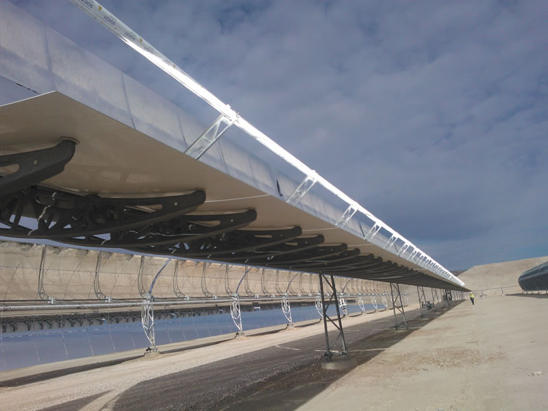 OFERTA PRÁCTICAS REMUNERADAS Planta Termosolar Villena. Formación en materia de Plantas industriales generadoras de energía. Detección y resolución de averías mecánicas. Gestión de equipos de trabajo...
 Estudiantes Grado Ing. Mecánica. INTERESADOS ENVIAR CV A: mlucas@umh.es