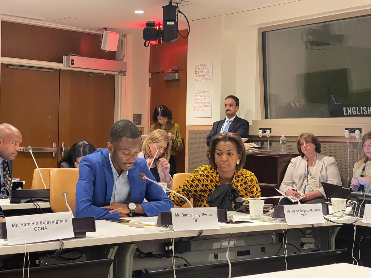 BarthMwanza's tweet photo. I cannot express how grateful I am for this opportunity. Big thanks to @UNHCRUSA and @UNRefugeeAgency for providing me a space to advocate for positive change in refugee communities.
Our hope is that these discussions will lead to meaningful progress and impactful outcomes. https://t.co/55tu5aVxTP