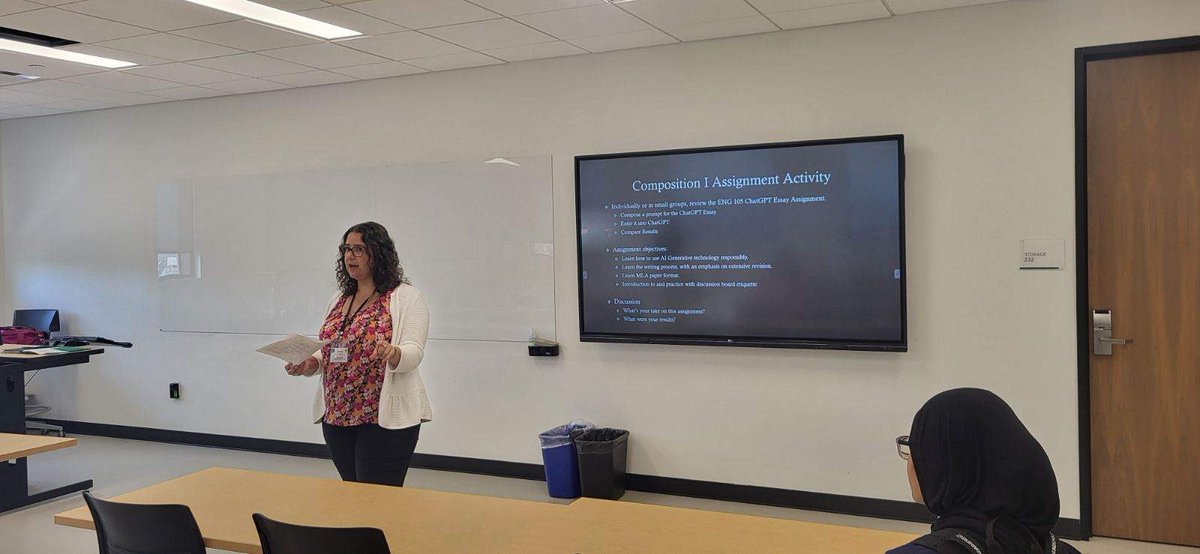 ICA_iowa's tweet photo. Our first group of morning sessions! Great insights on journalism, PR, AI and higher education! #ICAIowa24 https://t.co/LdpJn2wCM4