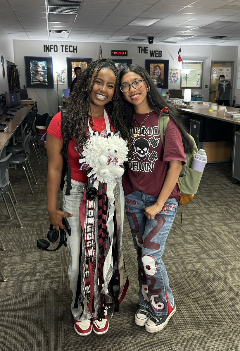 It’s HOMECOMING at WHS #wyliehigh #ahmo <a href="/WylieISD/">Wylie ISD</a>