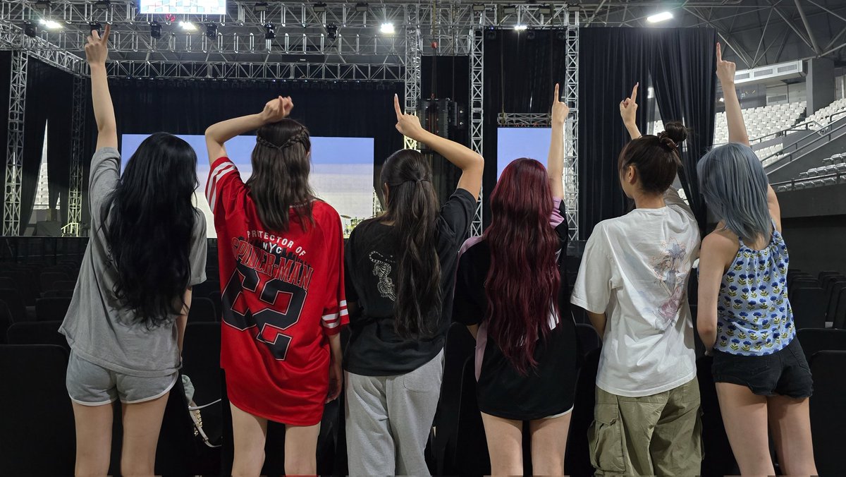 5ecretNumber's tweet image. [*****]

SECRET NUMBER pasSworLd concert D-1

LOCKEY, Are you ready?🎤💃

#SECRET_NUMBER #시크릿넘버
#SECRETNUMBER_pasSworLd